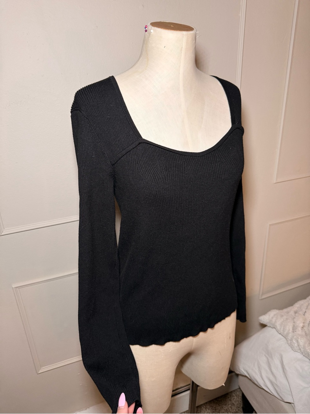 Elie Tahari Black Ribbed Knit Long Sleeve Top Size M